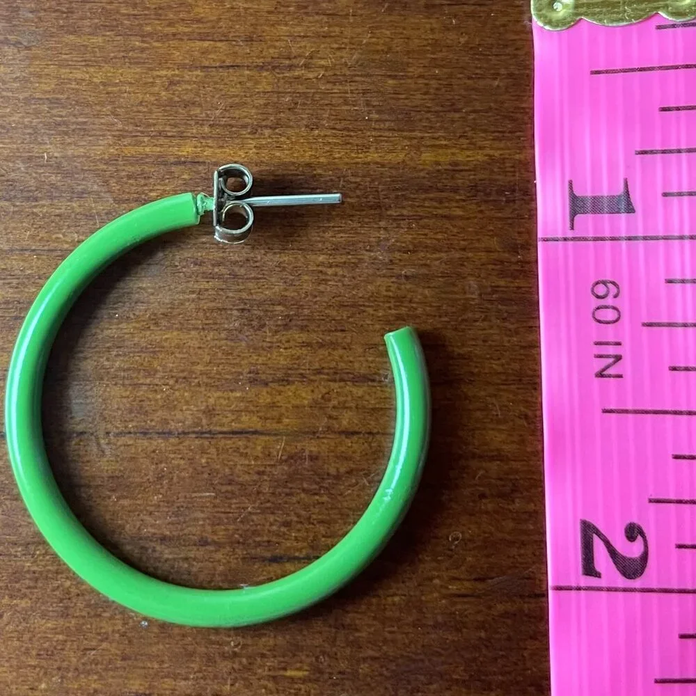N/A green hoop